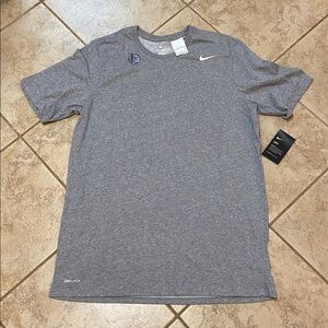 NWT Nike Men's Heather Gray Dri-FIT Tee